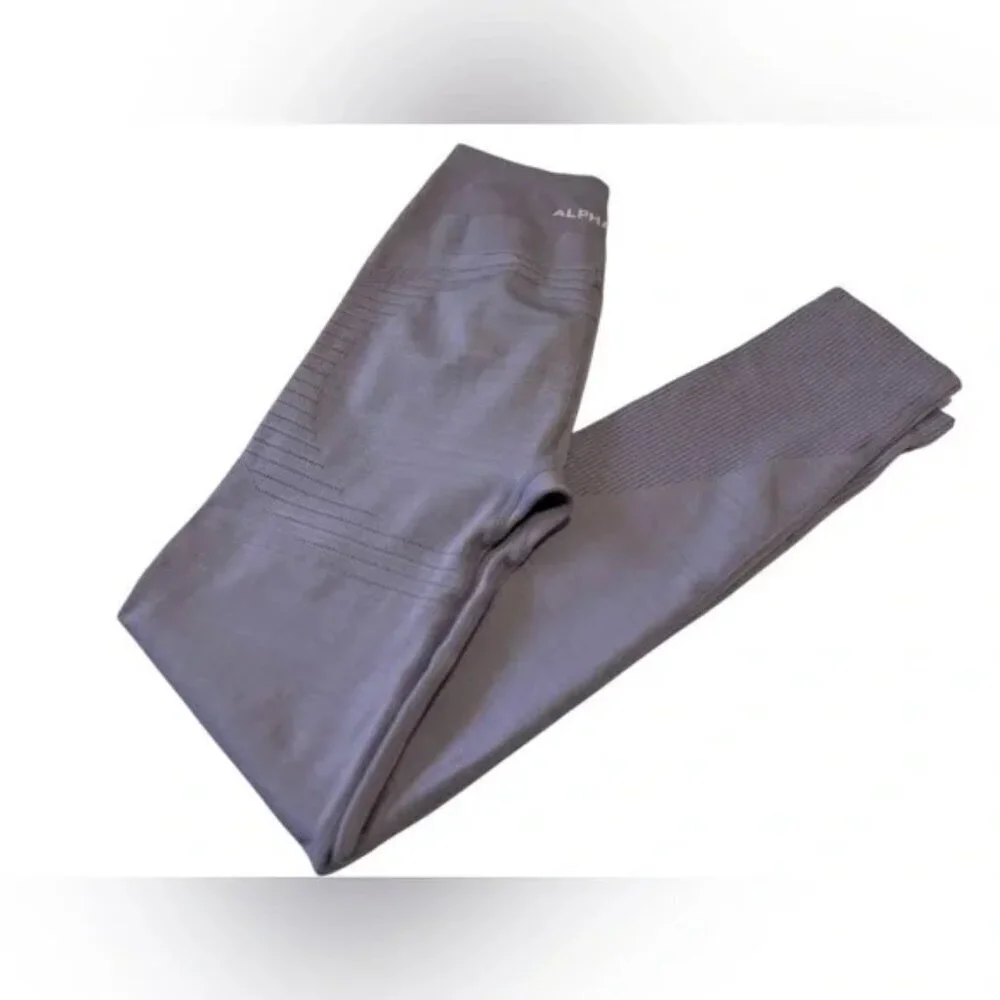 ALPHALETE - Ozone Lavander Leggings Full lenght, High Rise Size XS - Picture 6 of 6